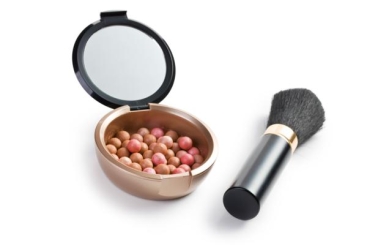Bronzing Pearls with Brush